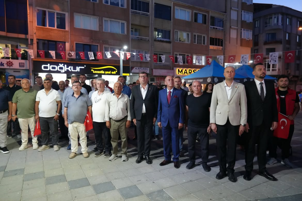 Adsizkjk-1024x683 Saray’da 15 Temmuz Demokrasi ve Milli Birlik Günü Coşkuyla Anıldı
