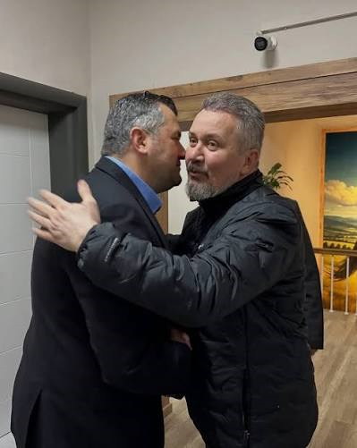 ggmj CHP'Lİ BAŞKAN MI, AK PARTİ'NİN GÖNÜLLÜ MESAİ ARKADAŞI MI?
