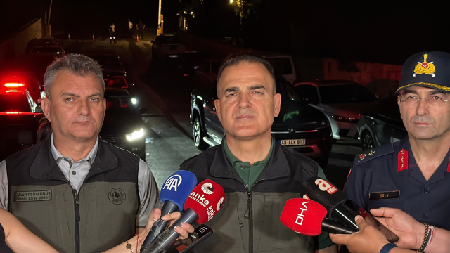 milastaki-8-saattir-yaniyor-35-20052834-1353_1_m Milas'taki Orman Yangınında Büyük Tahliye: 1120 Kişi Güvenli Bölgelere Sevk Edildi