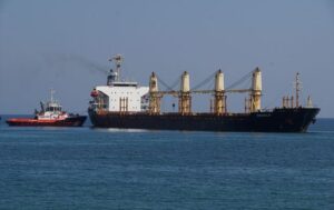 tekirdag-da-karaya-oturan-gemi-kurtarildi-5-20062766_amp