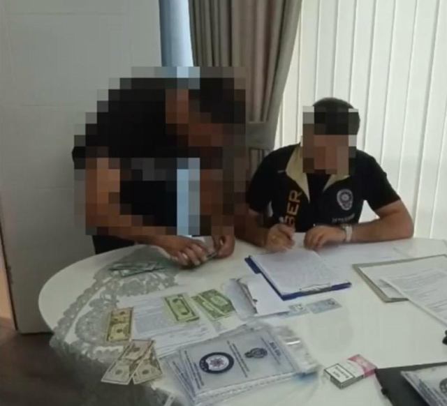 mit-ve-icisleri-dugmeye-basti-20249070-9690_1_m MİT ve Emniyetten Yasa Dışı Forex Operasyonu: 175 Şüpheli Gözaltında